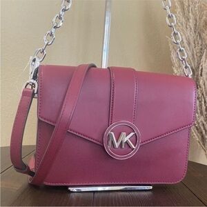Michael Kors Carmen Convertible Shoulder Bag Crossbody Leather mulberry color